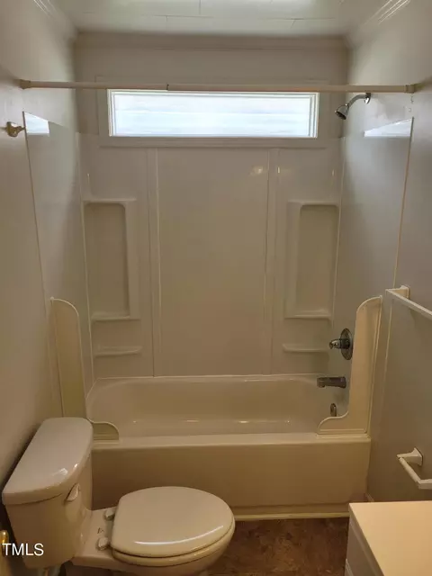 1104 Berkeley St, Durham, NC 27705 photo 9