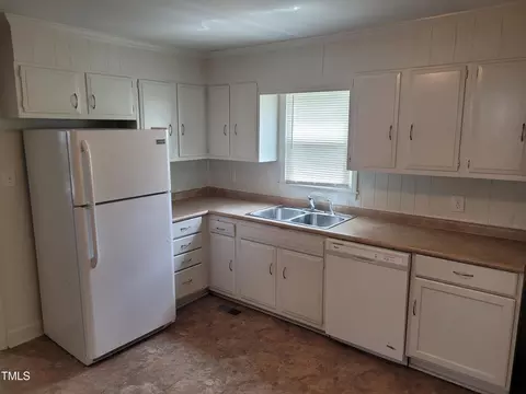 1104 Berkeley St, Durham, NC 27705 photo 6