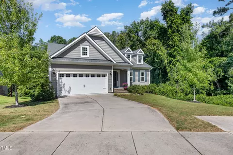 83 Wellington Dr, Knightdale, NC 27545