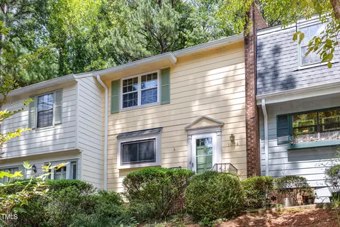 1326 Springlawn Ct, Raleigh, NC 27609