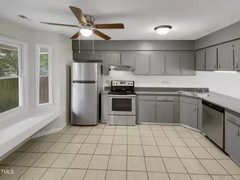 603 Springview Trl, Garner, NC 27529 photo 2