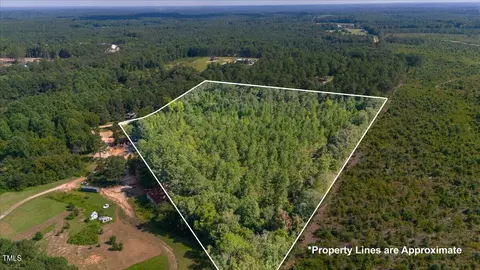 2 Royal Pines Ln, Lillington, NC 27546