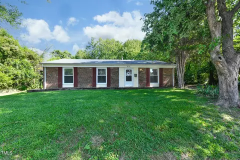 915 Ashe St, Greensboro, NC 27406