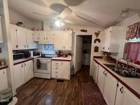 707 Byrds Pond Rd, Erwin, NC 28339 photo 10