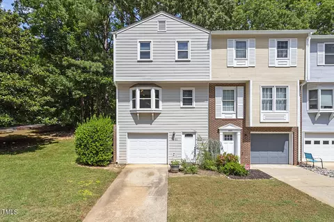 5901 Dixon Dr, Raleigh, NC 27609