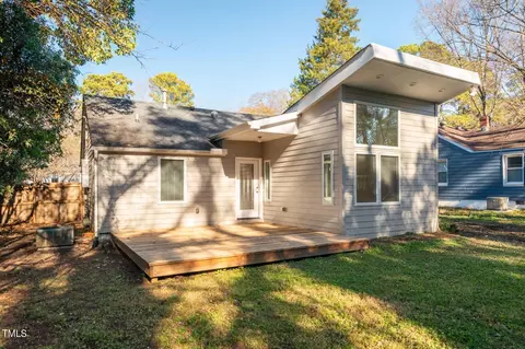 706 Tyler Rd, Raleigh, NC 27604