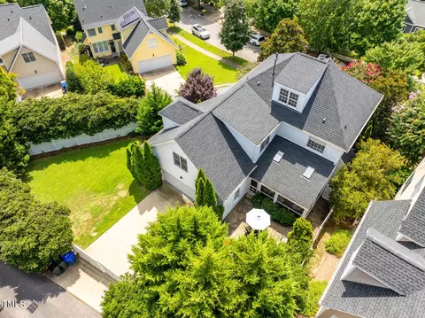 208 Glade St, Chapel Hill, NC 27516