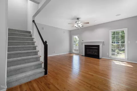 Living - 7 Upton Ct, Durham, NC 27713 photo 2 of 5