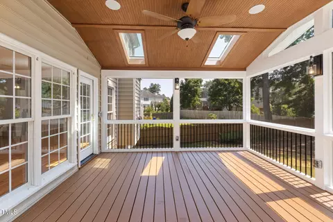 Exterior - 7 Upton Ct, Durham, NC 27713 photo 8 of 14