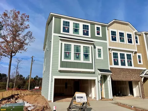 2101 Lambert Rd #61, Cary, NC 27519