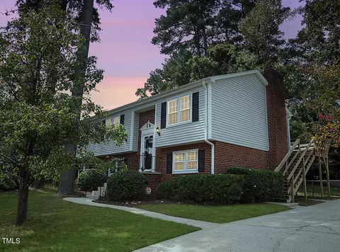 4009 Ingram Dr, Raleigh, NC 27604
