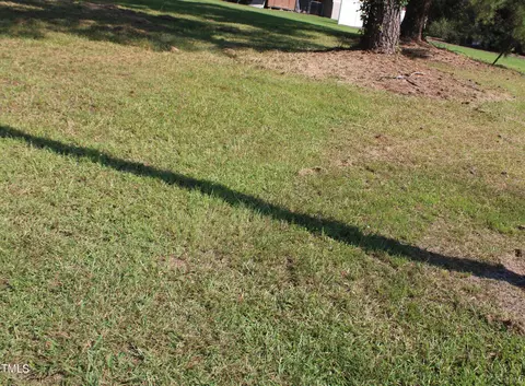 500 S Wilson St, Kenly, NC 27542