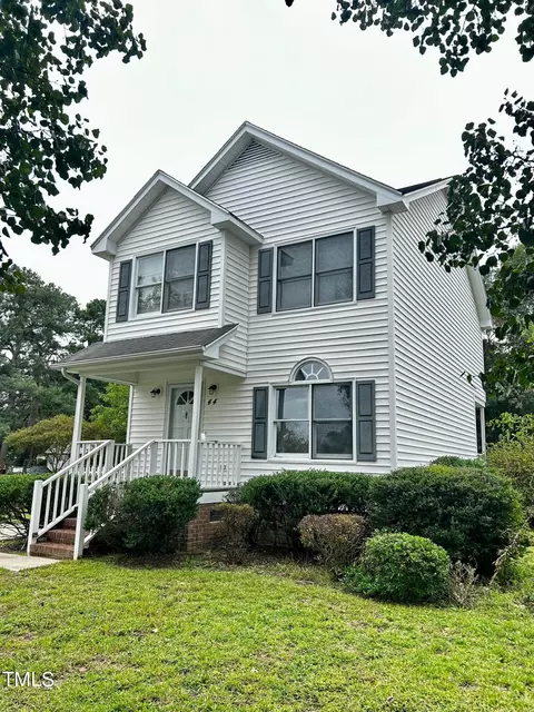 44 Wallace St, Angier, NC 27501 photo 2