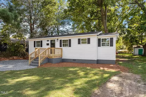 1008 Fuller St, Smithfield, NC 27577