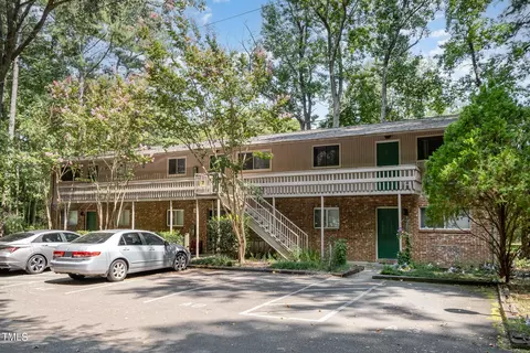 5 Shepherd Ln #BLDG A, Chapel Hill, NC 27514