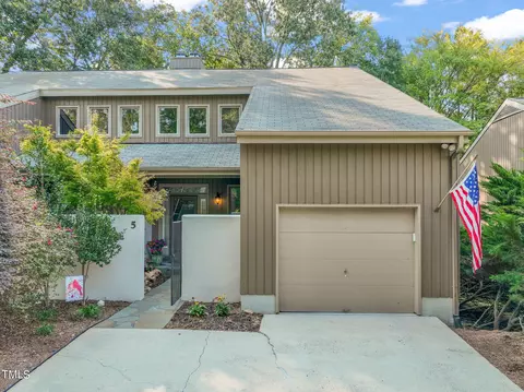 5 Ellsworth Ct, Chapel Hill, NC 27517