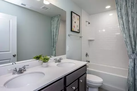 Bath - 812 Bimini Way, Durham, NC 27703 photo 3 of 3