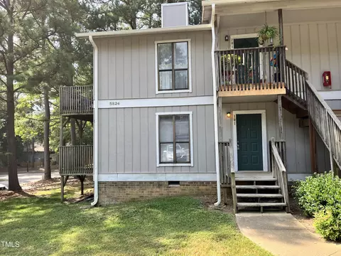 5824 Pointer Dr #101, Raleigh, NC 27609 photo 2