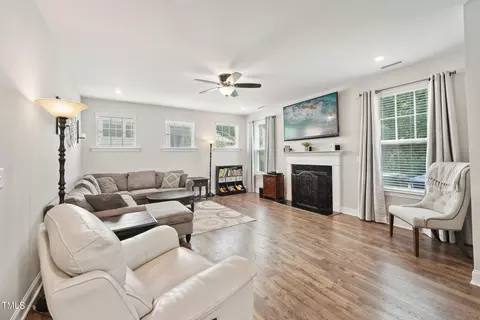 1123 Timbercut Dr, Durham, NC 27703 photo 12