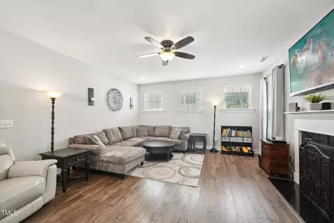 1123 Timbercut Dr, Durham, NC 27703 photo 13