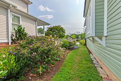 Exterior - 109 E Seeman St, Durham, NC 27701 photo 33 of 42