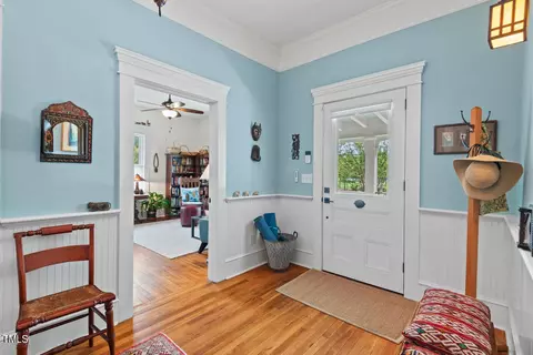Entry Way - 109 E Seeman St, Durham, NC 27701 photo 3 of 8