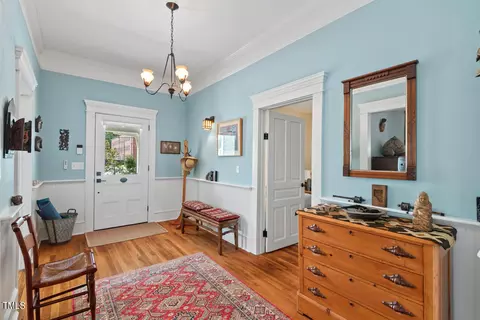 Entry Way - 109 E Seeman St, Durham, NC 27701 photo 2 of 8