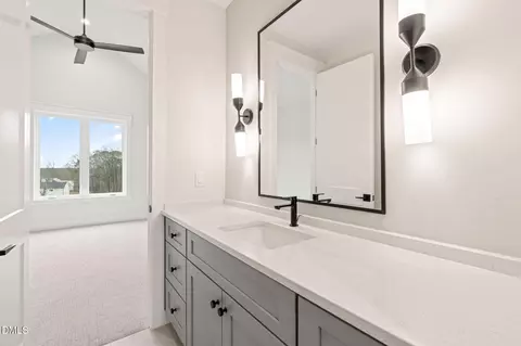 Bath - 9105 Overlook Crest Dr, Wake Forest, NC 27587 photo 10 of 11