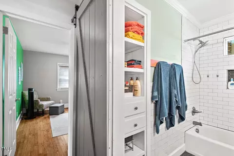 Bath - 2109 Farthing St, Durham, NC 27704 photo 1 of 2