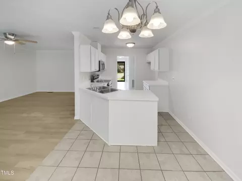 600 Avery St, Garner, NC 27529 photo 9