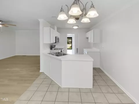 600 Avery St, Garner, NC 27529 photo 10