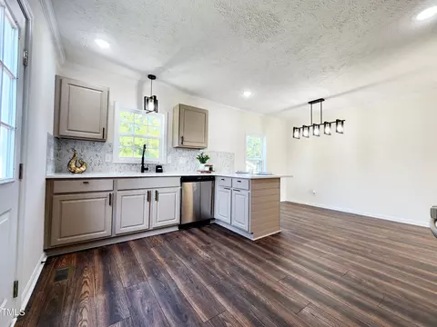 905 Warren Rd, Erwin, NC 28339 photo 21
