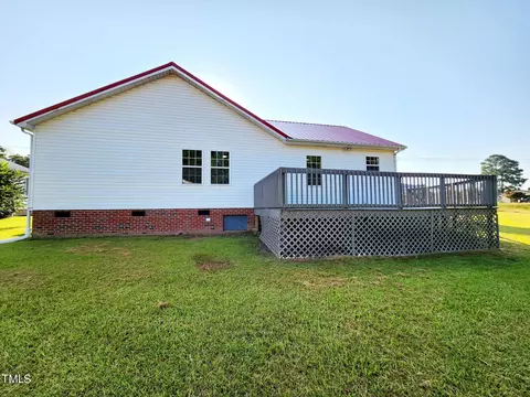 905 Warren Rd, Erwin, NC 28339 photo 6