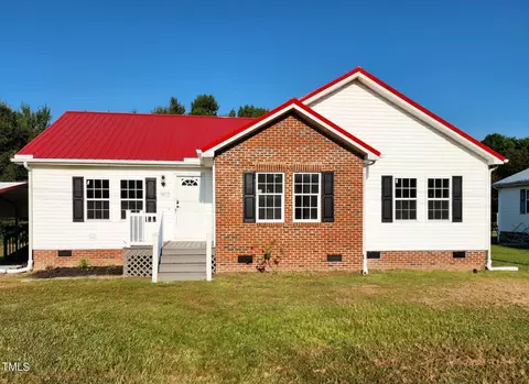 905 Warren Rd, Erwin, NC 28339