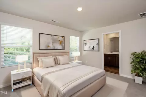 974 Rolling Flds Dr, Graham, NC 27253 photo 10