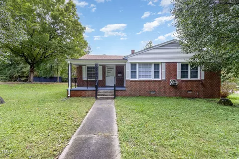 804 Eastside Dr, Henderson, NC 27536