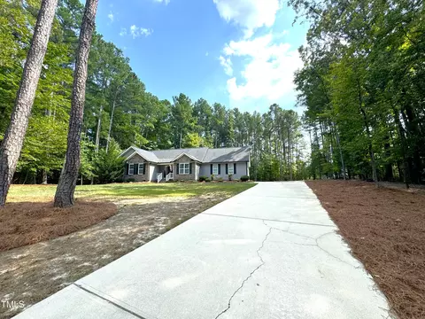 112 Franklin St, Stem, NC 27581 photo 2