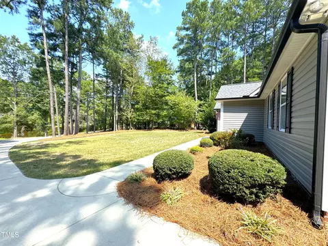 112 Franklin St, Stem, NC 27581 photo 4
