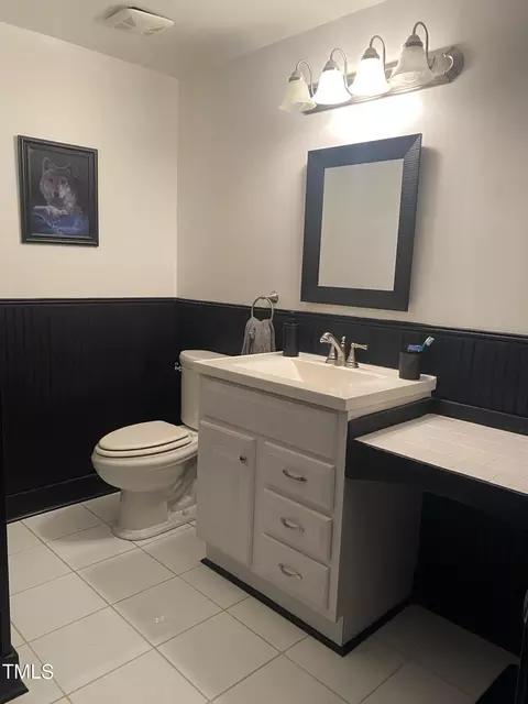 Bath - 3005 Nc 27 E, Coats, NC 27521 photo 5 of 5