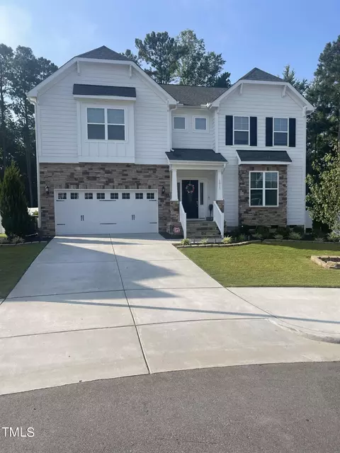 5011 Manderleigh Dr, Knightdale, NC 27545