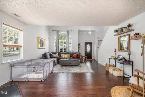 2 Intrepid Ct, Durham, NC 27703 photo 7