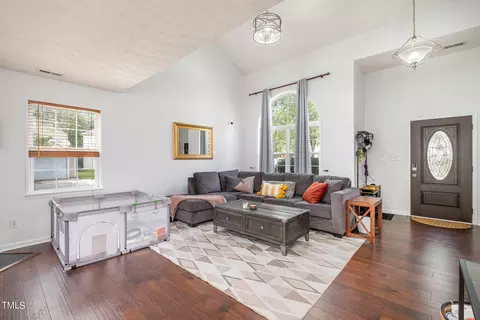 2 Intrepid Ct, Durham, NC 27703 photo 8