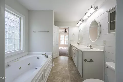 706 E Holding Ave, Wake Forest, NC 27587 photo 21