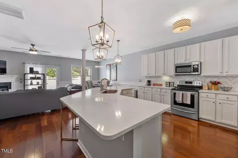 2536 Asher View Ct, Raleigh, NC 27606