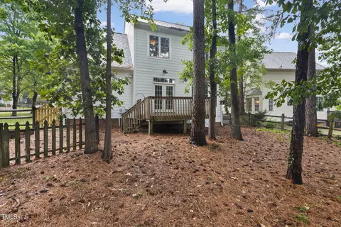 Exterior - 19 Ringwood Ct, Durham, NC 27713 photo 5 of 8