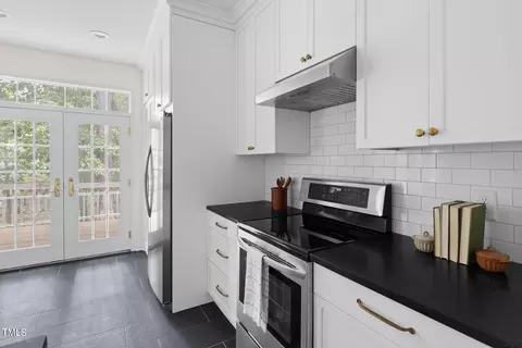 Kitchen - 19 Ringwood Ct, Durham, NC 27713 photo 5 of 5