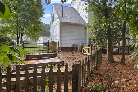Exterior - 19 Ringwood Ct, Durham, NC 27713 photo 8 of 8