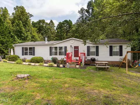 4711 Saddlebranch Ct, Mcleansville, NC 27301