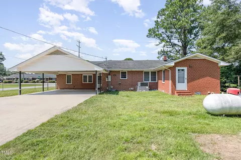 200 N Goldsboro St, Pikeville, NC 27863