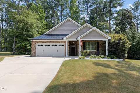 Exterior - 1307 Pineview Dr, Garner, NC 27529 photo 4 of 7